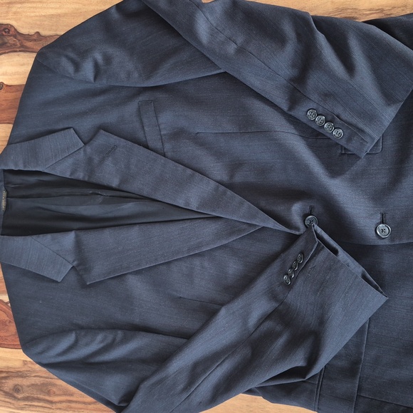 Austin Reed 100% Wool Two Button Blazer - Picture 3 of 17